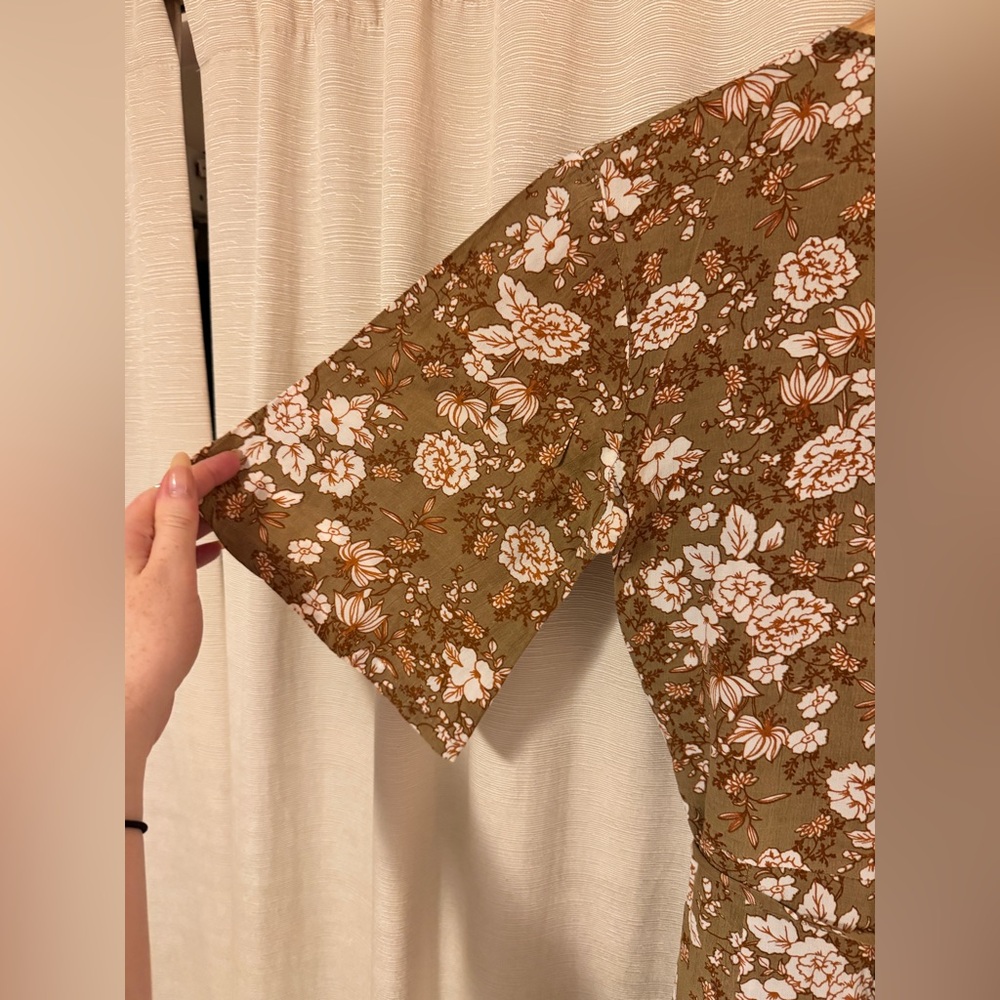 Faithfull the Brand Tan and Cream Floral Wrap Midi Dress, L - Picture 8 of 13